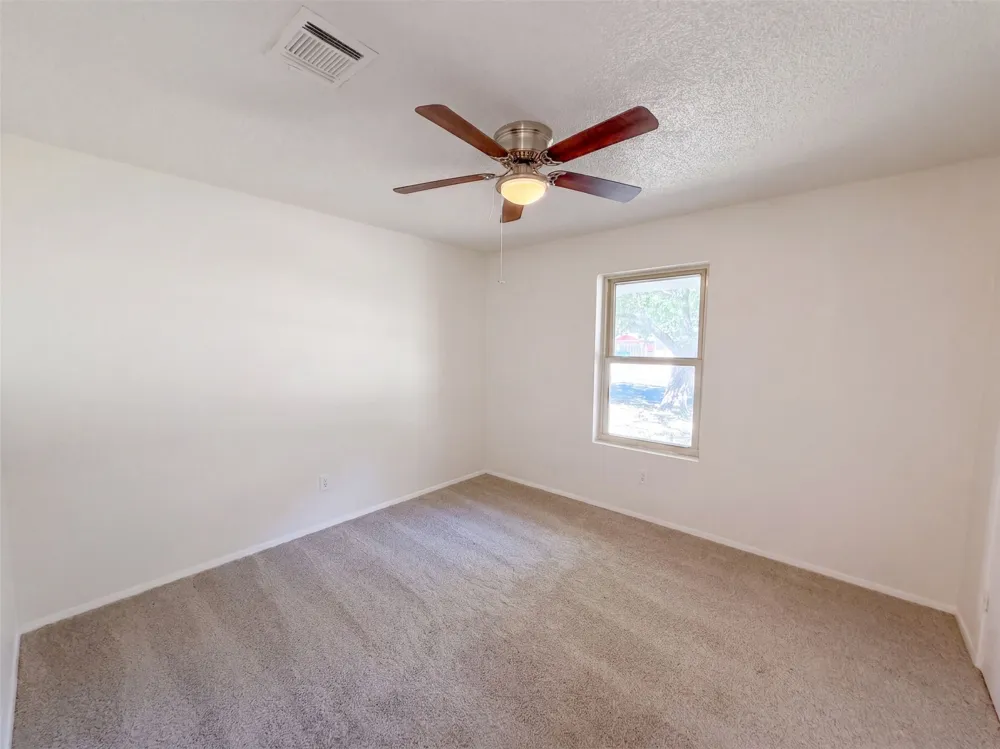 309 Applewood Lane Hewitt, TX 76643