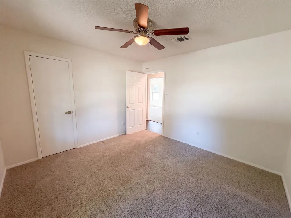 309 Applewood Lane Hewitt, TX 76643