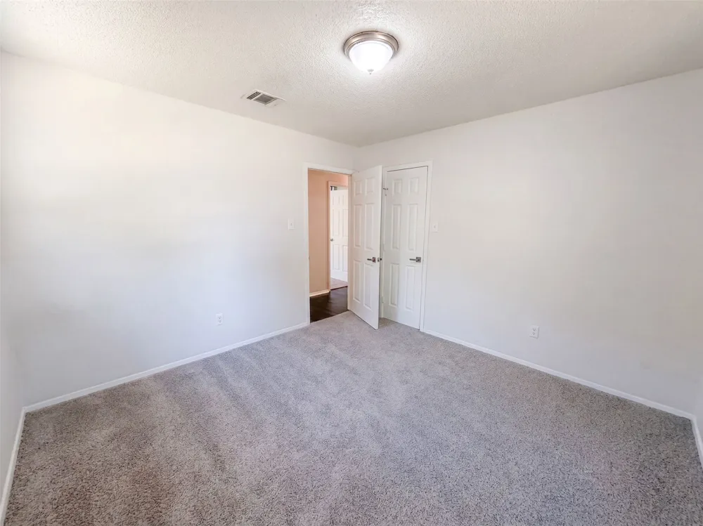 309 Applewood Lane Hewitt, TX 76643