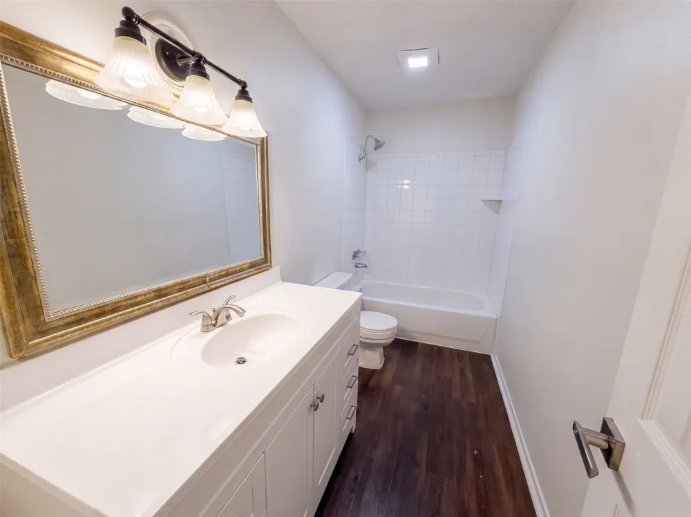 309 Applewood Lane Hewitt, TX 76643