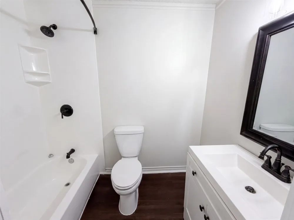 309 Applewood Lane Hewitt, TX 76643