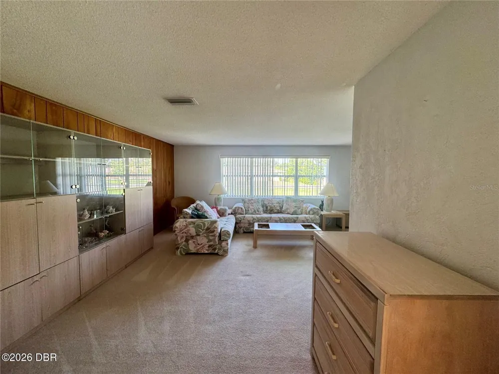 2023 Magnolia Avenue South Daytona, FL 32119