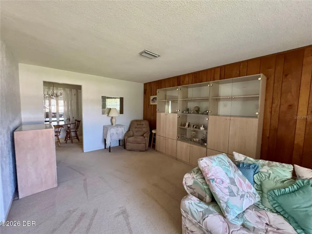 2023 Magnolia Avenue South Daytona, FL 32119