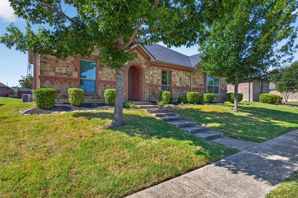 1109 Northwood Lane Royse City, TX 75189