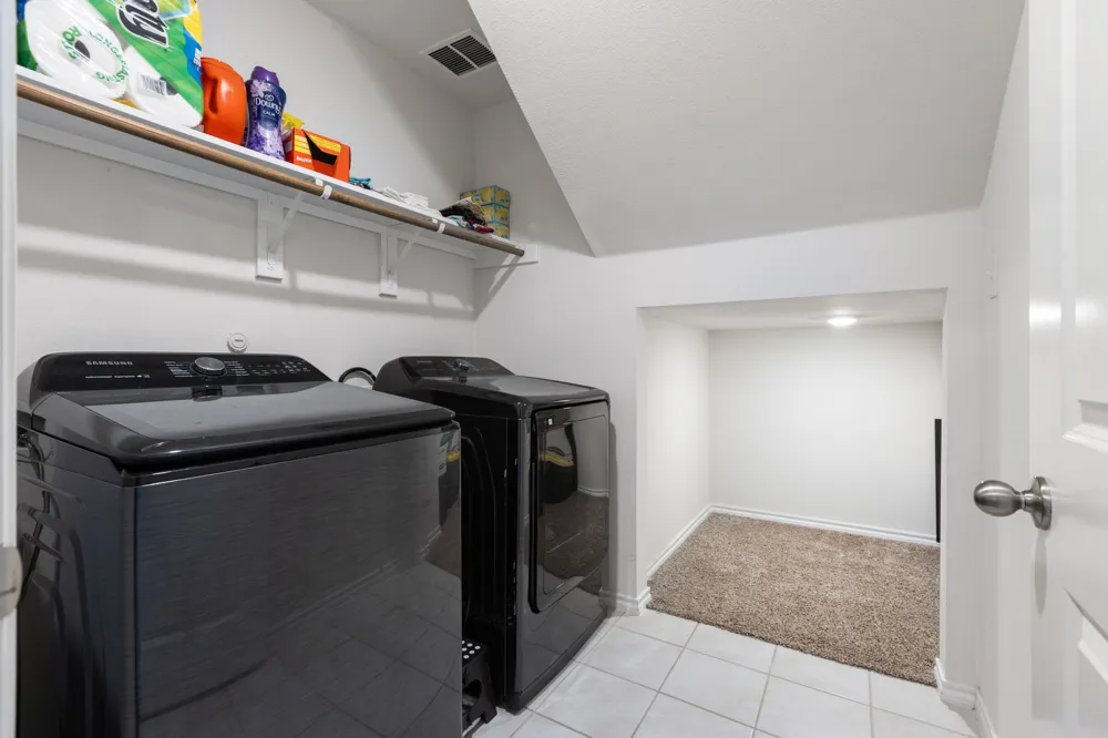 1012 Euston Street Denton, TX 76209