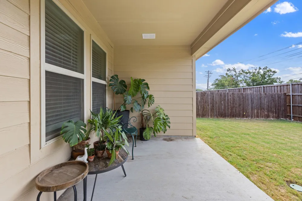 1012 Euston Street Denton, TX 76209