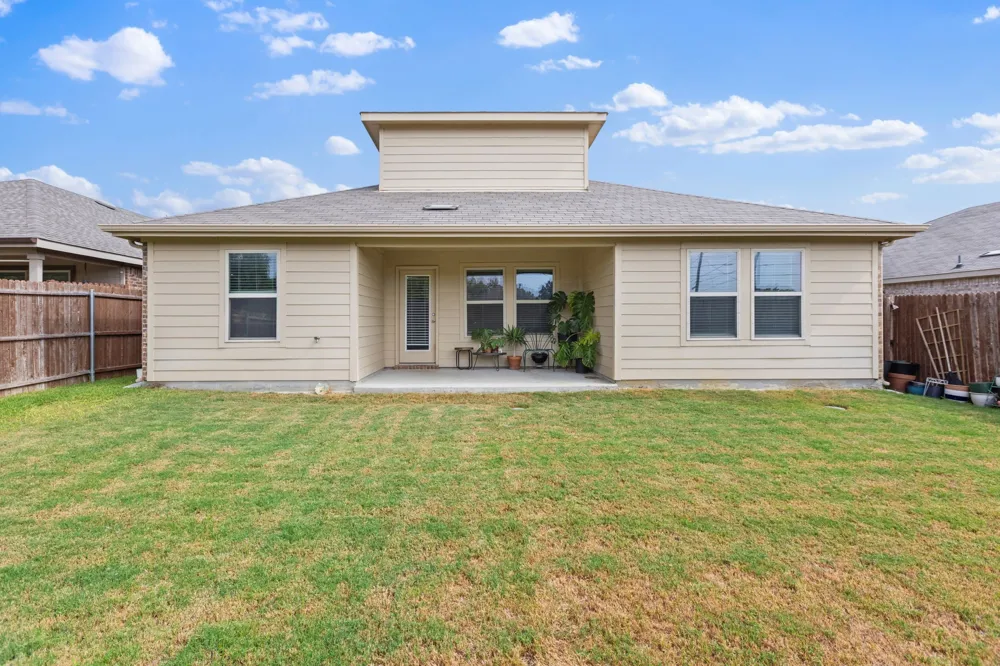 1012 Euston Street Denton, TX 76209