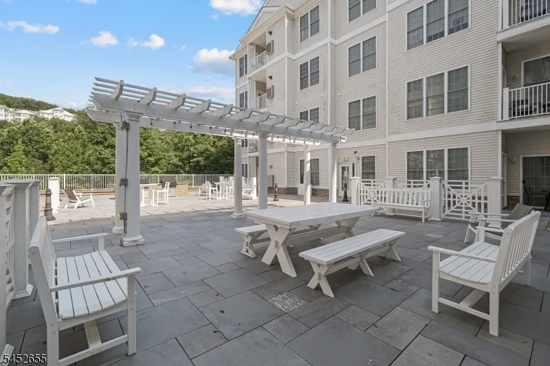 8301 Sanctuary Blvd #8301 Unit 8301 Riverdale, NJ 07457