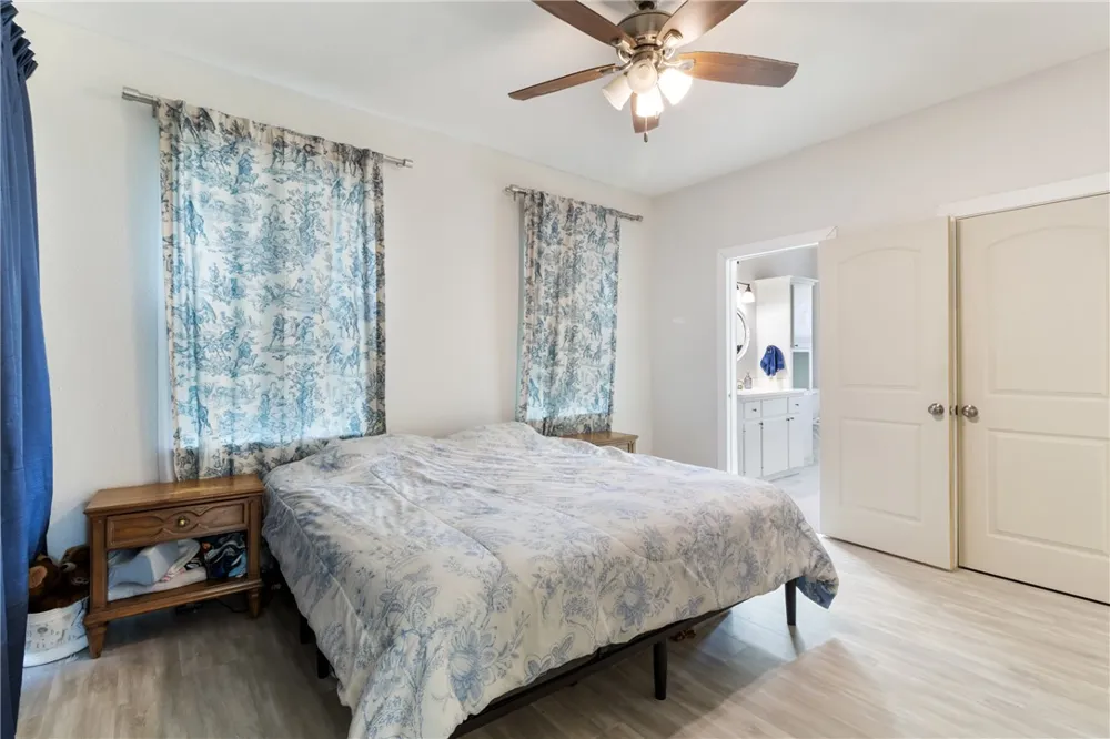 1200 County Road 102 Caldwell, TX 77836
