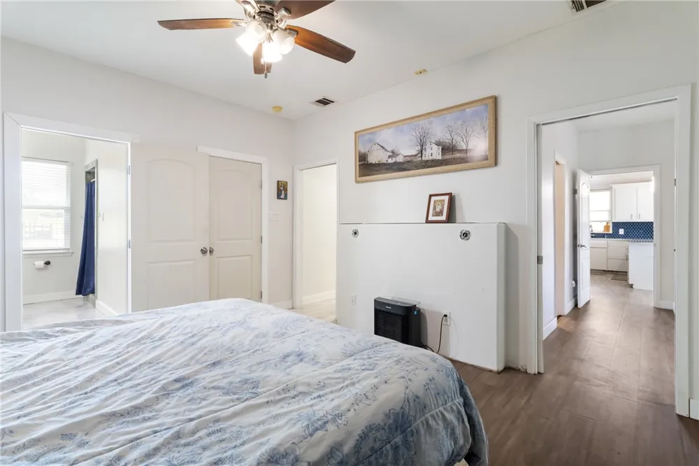 1200 County Road 102 Caldwell, TX 77836