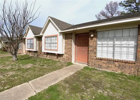 3317 Longleaf Circle