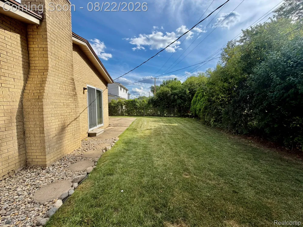 36357 Weber Drive Sterling Heights City, MI 48310