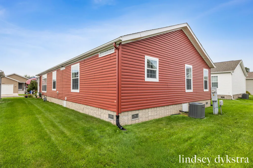5231 Woodberry Lane Fillmore Township, MI 49423