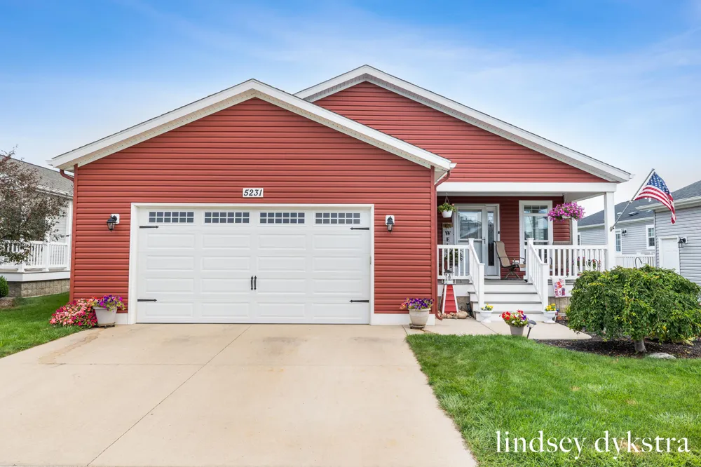 5231 Woodberry Lane Fillmore Township, MI 49423