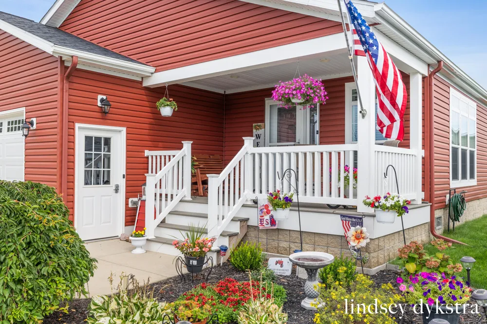 5231 Woodberry Lane Fillmore Township, MI 49423