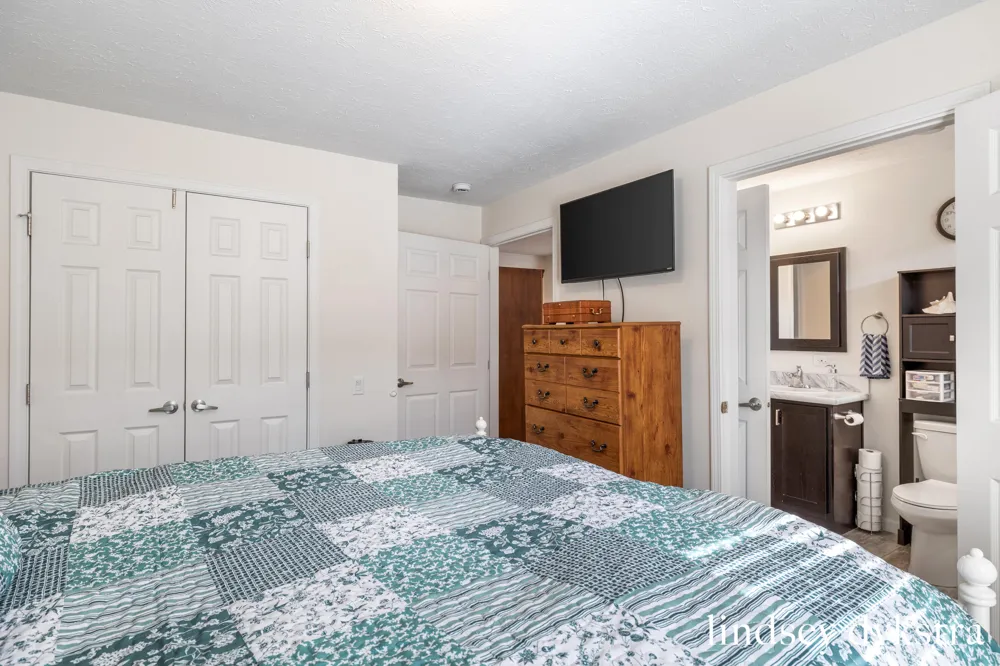 5231 Woodberry Lane Fillmore Township, MI 49423