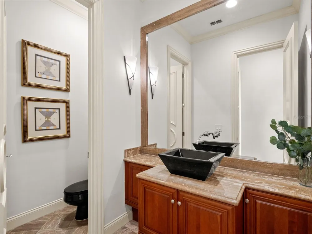 9222 SLOANE STREET Orlando, FL 32827