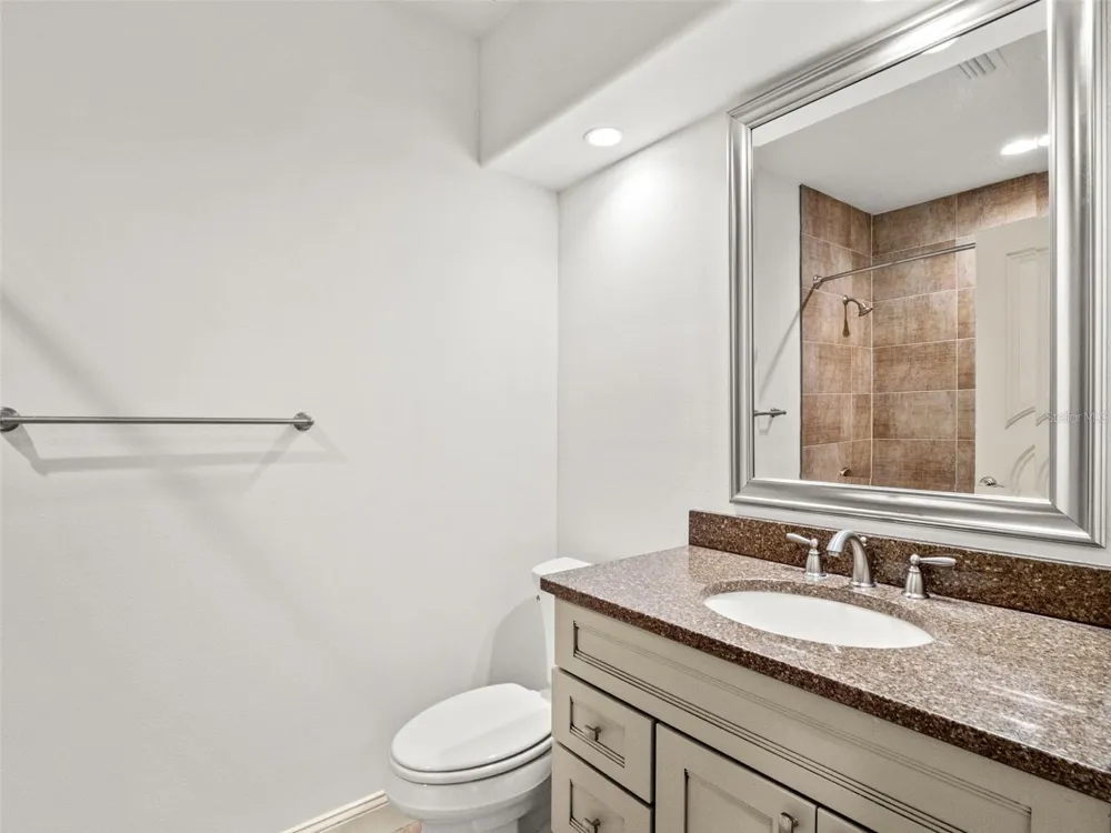 9222 SLOANE STREET Orlando, FL 32827