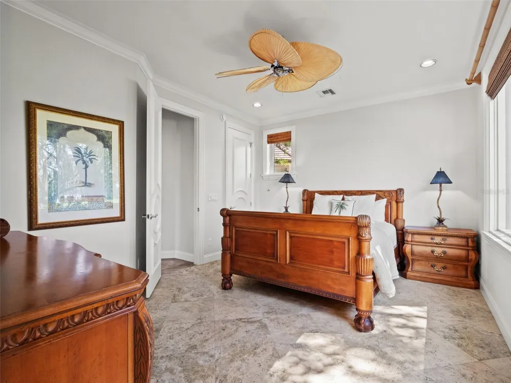 9222 SLOANE STREET Orlando, FL 32827