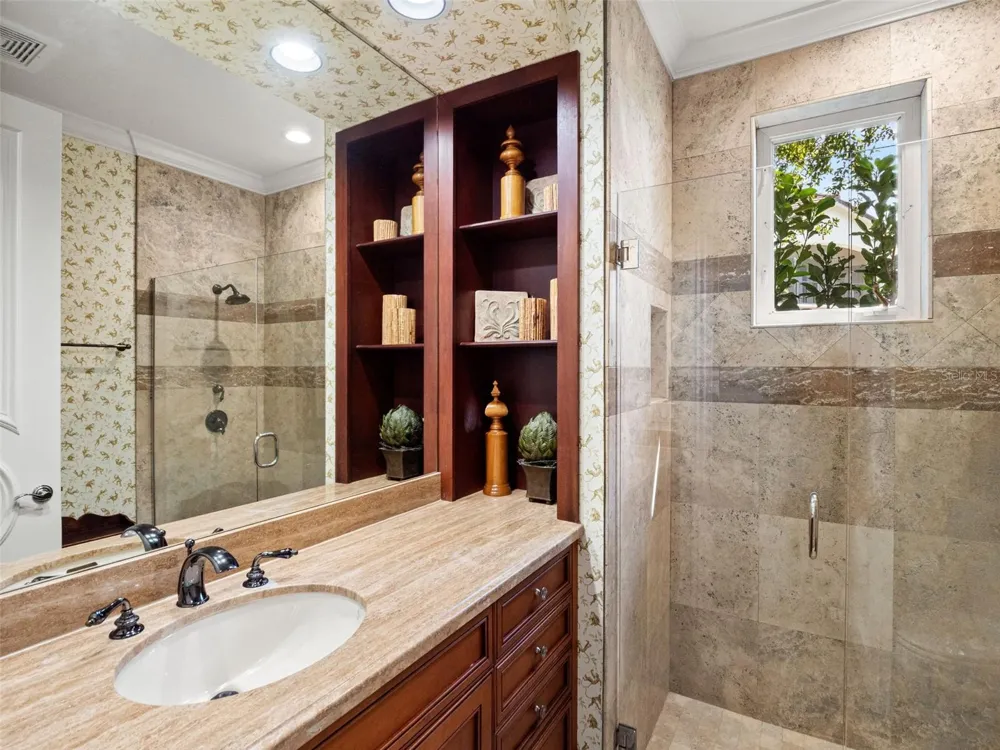 9222 SLOANE STREET Orlando, FL 32827