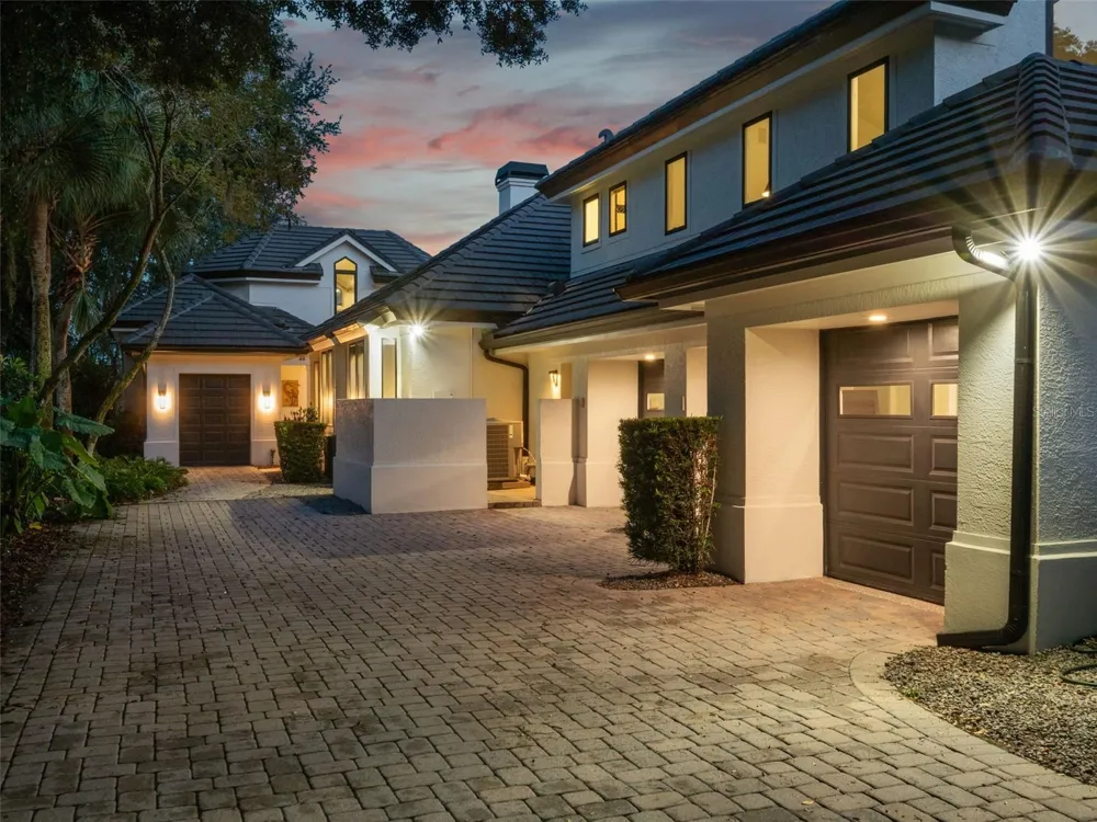 9222 SLOANE STREET Orlando, FL 32827