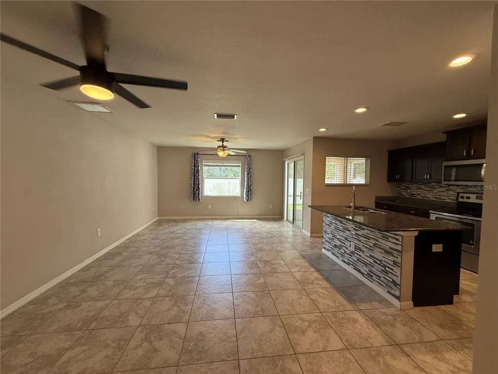 5011 CHIPOTLE LANE Wesley Chapel, FL 33544