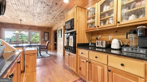 84 Charlotte DR