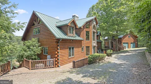 84 Charlotte DR