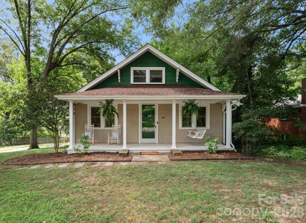 441 8th Avenue Drive NW Hickory, NC 28601
