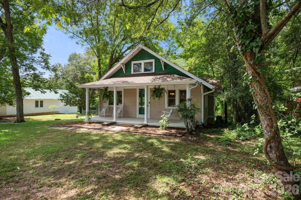 441 8th Avenue Drive NW Hickory, NC 28601