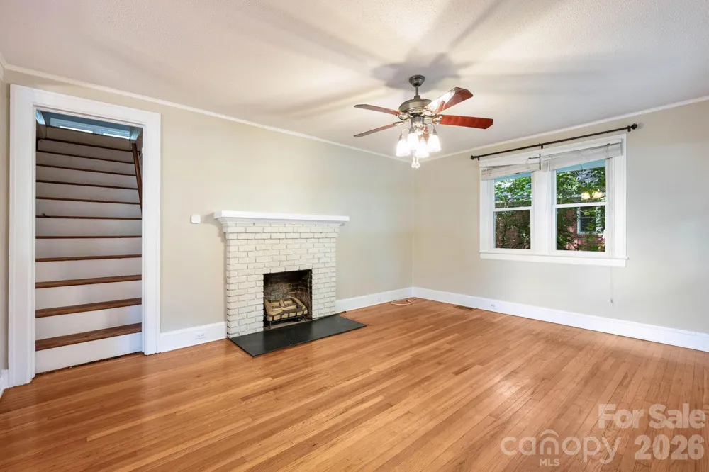 441 8th Avenue Drive NW Hickory, NC 28601