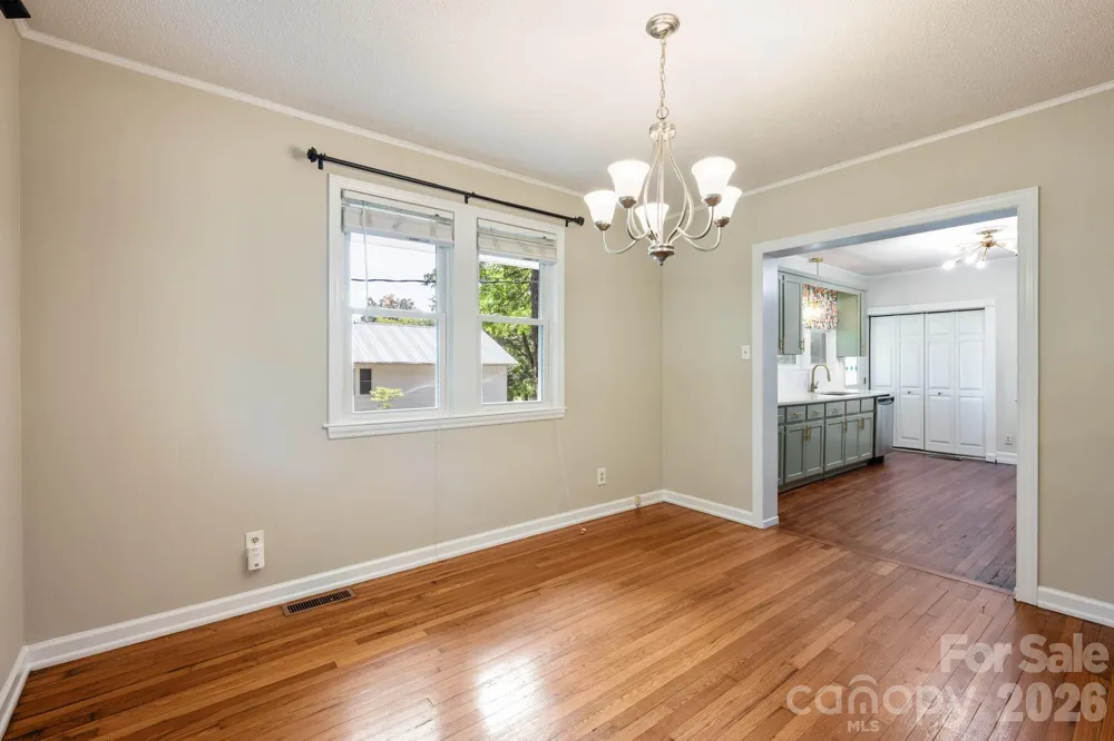 441 8th Avenue Drive NW Hickory, NC 28601