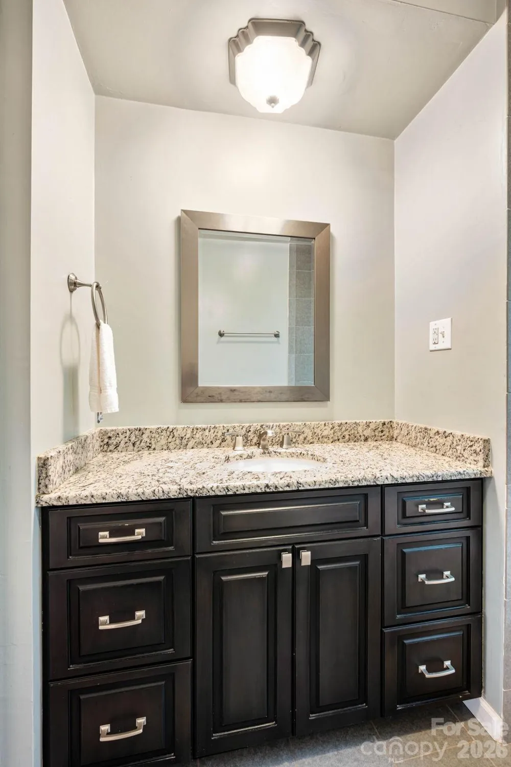 441 8th Avenue Drive NW Hickory, NC 28601