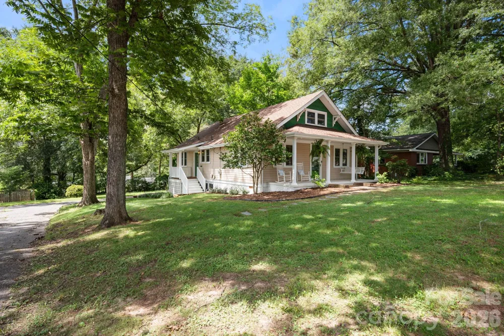 441 8th Avenue Drive NW Hickory, NC 28601