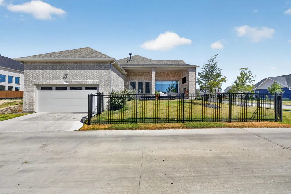 14441 Walsh Avenue Aledo, TX 76008