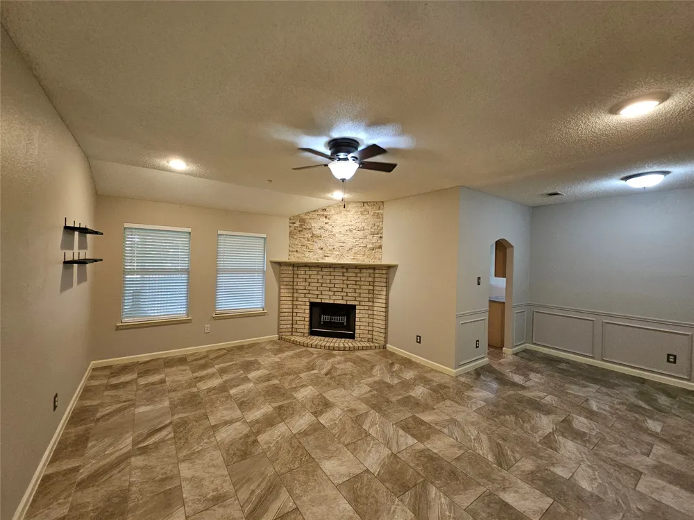 1608 Merritt Drive Mansfield, TX 76063