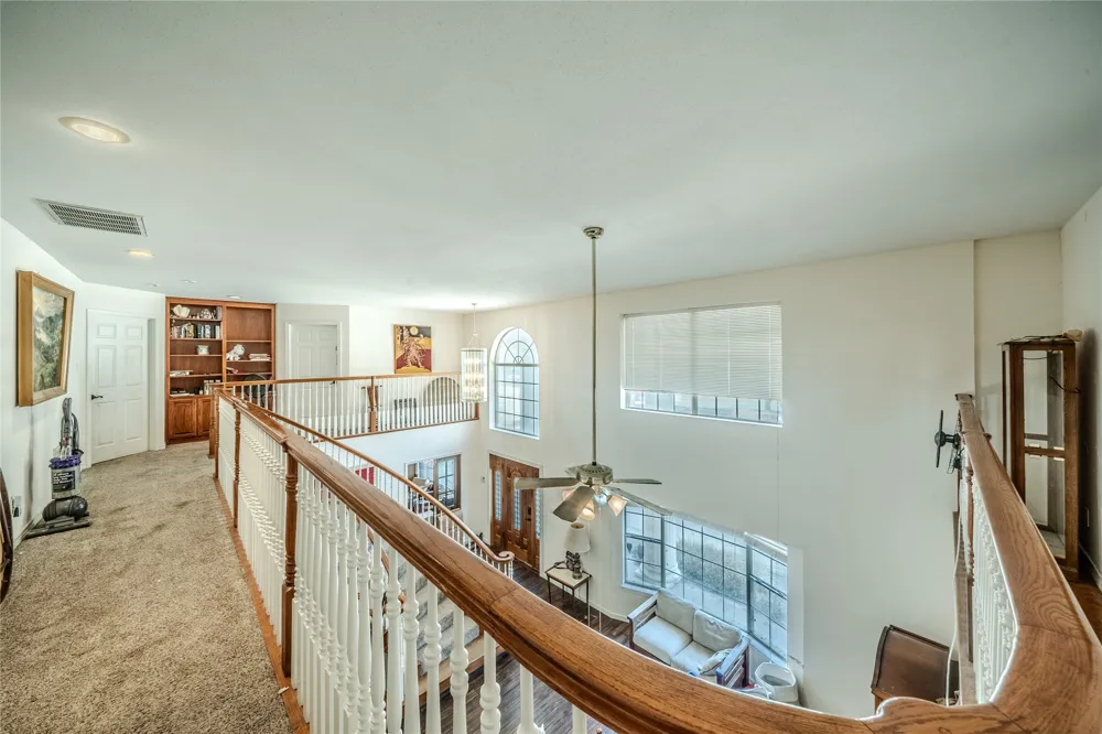 1202 Driftwood Drive Euless, TX 76040