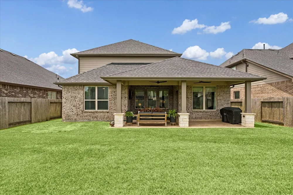 1520 Harvest Vine Court Friendswood, TX 77546