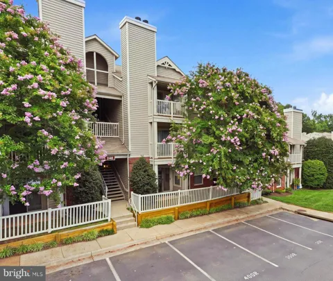 1710 ABERCROMBY COURT #1710H