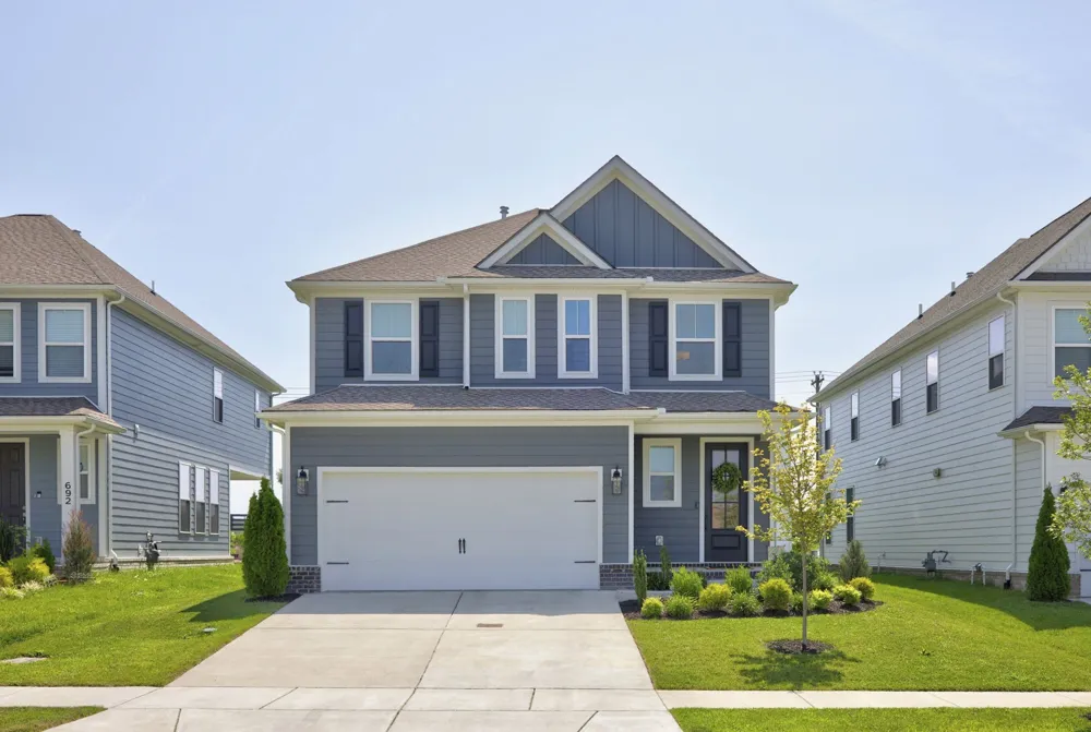 690 Conifer Dr Spring Hill, TN 37174