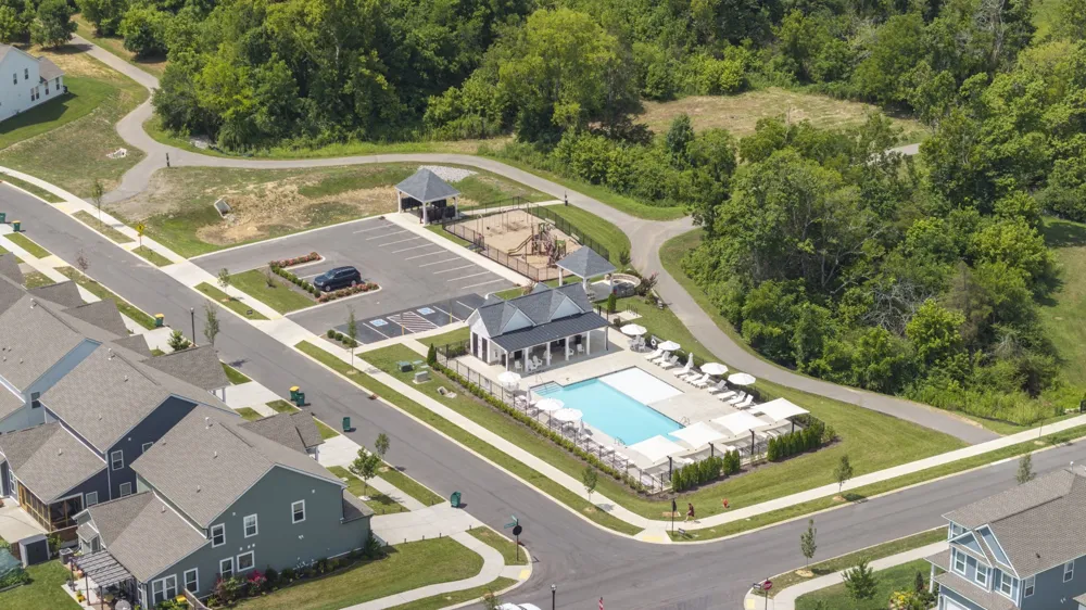 690 Conifer Dr Spring Hill, TN 37174