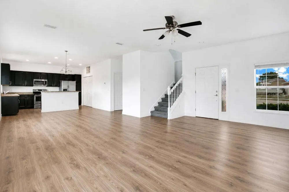 1370 SALISBURY DRIVE Winter Haven, FL 33881