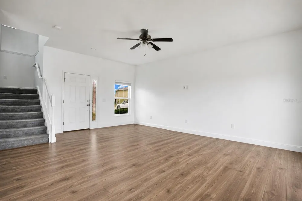 1370 SALISBURY DRIVE Winter Haven, FL 33881