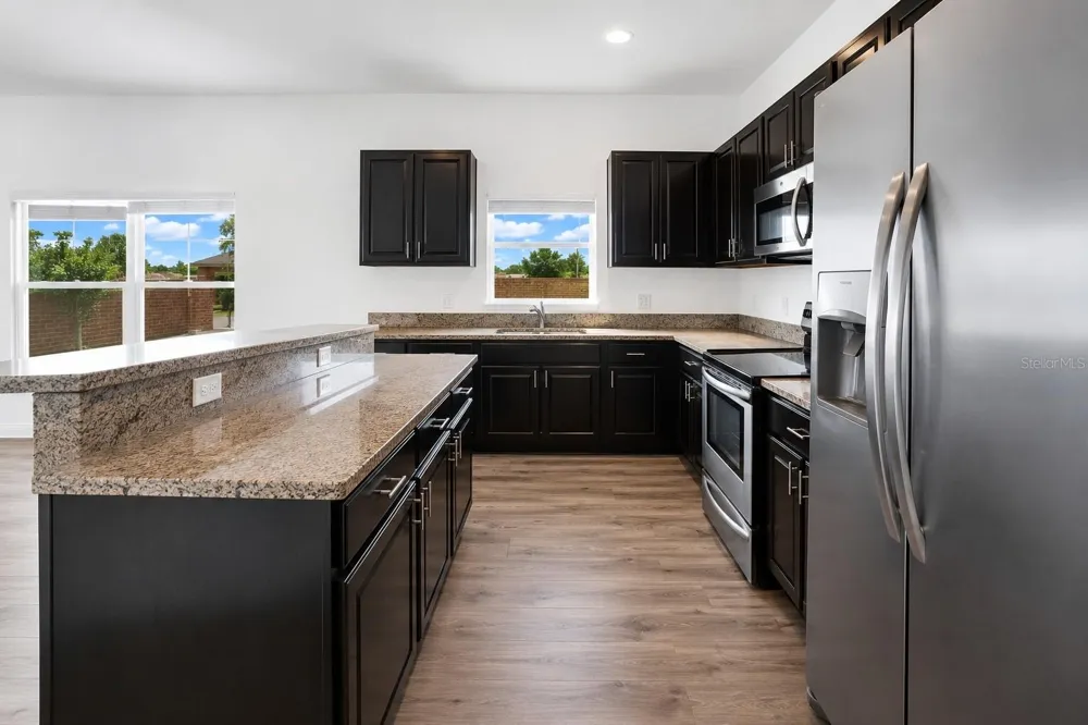 1370 SALISBURY DRIVE Winter Haven, FL 33881