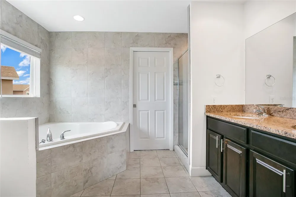 1370 SALISBURY DRIVE Winter Haven, FL 33881