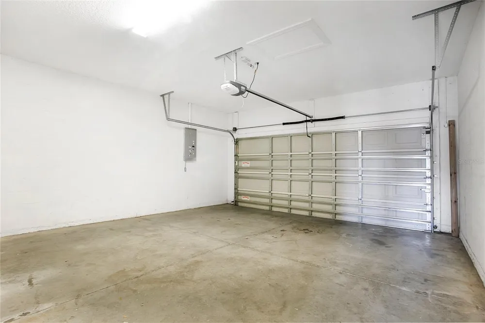 1370 SALISBURY DRIVE Winter Haven, FL 33881