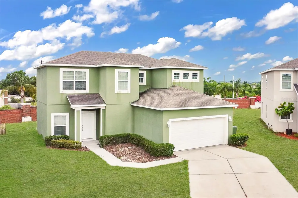 1370 SALISBURY DRIVE Winter Haven, FL 33881