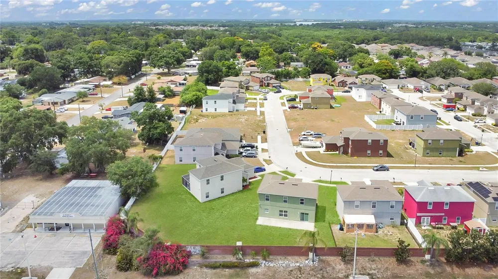 1370 SALISBURY DRIVE Winter Haven, FL 33881
