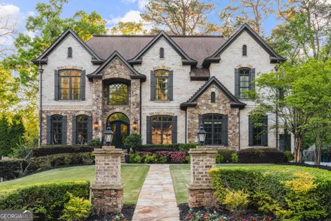 1686 Montcliff CT
