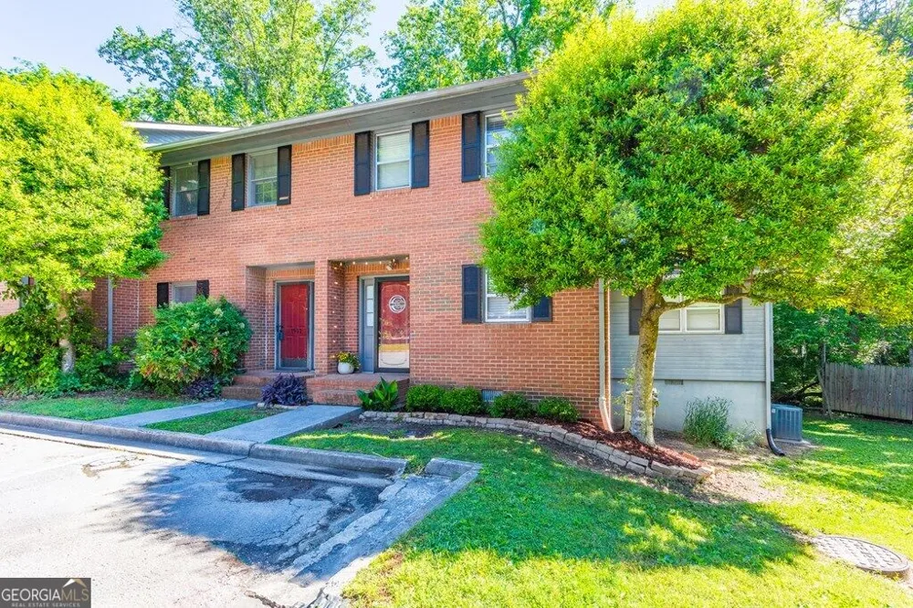 1900 Meadowbrook CIR NW Dalton, GA 30720